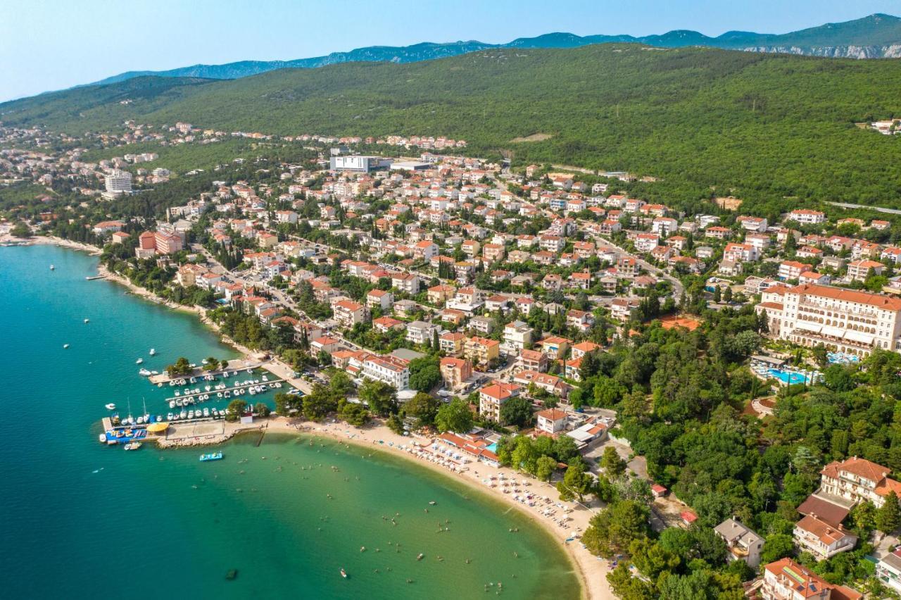 Apartments Jasna Crikvenica Buitenkant foto